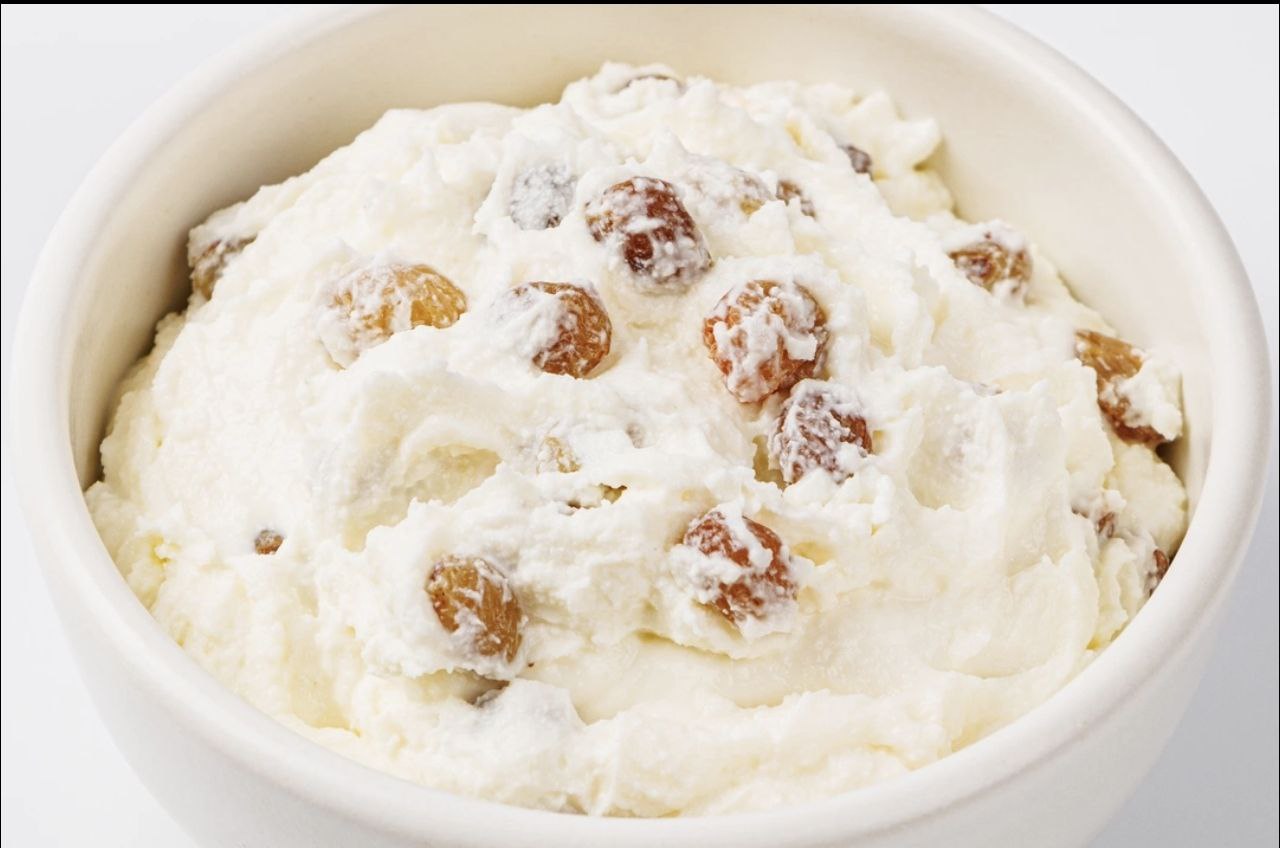 творожная масса с изюмом 0,5